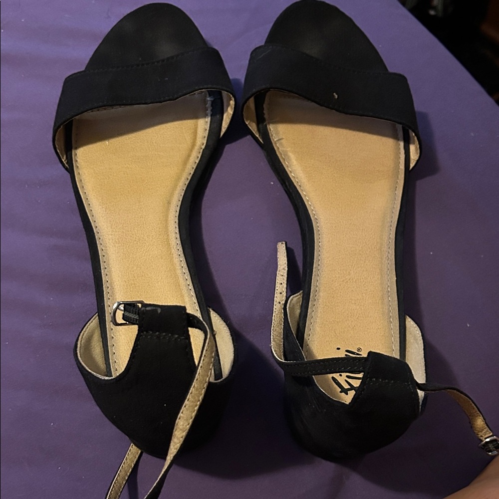 Black Women's Sandals